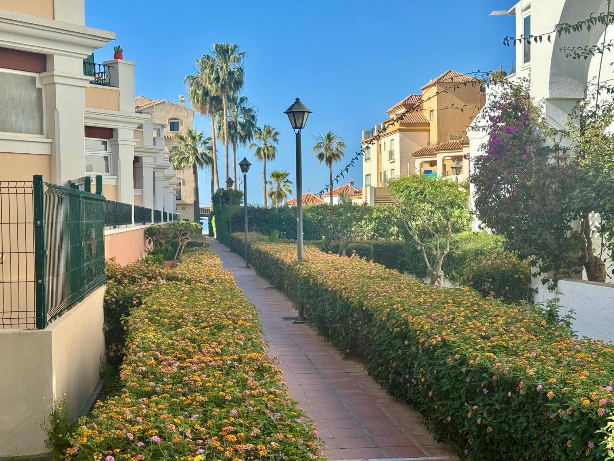 Strandnaera Boende I Torrox Costa Екстериор снимка
